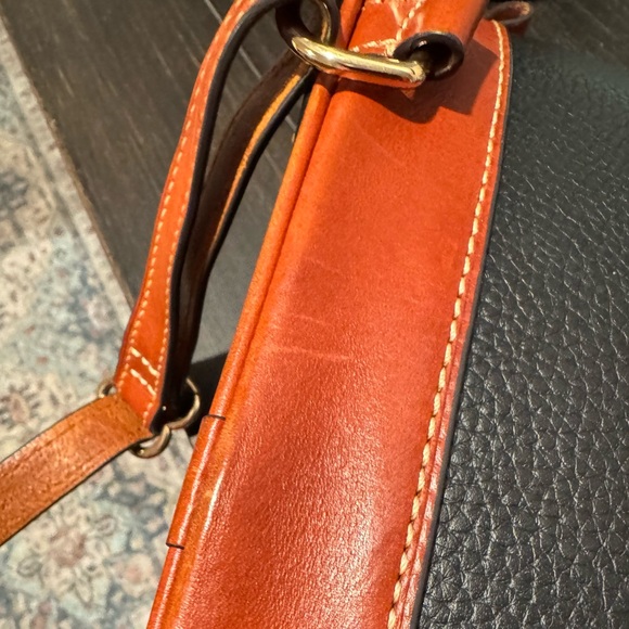 Dooney Bourke Backpack! Awesome bag!! - Picture 4 of 10